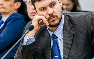 «Зарядной инфраструктуры не хватает катастрофически»